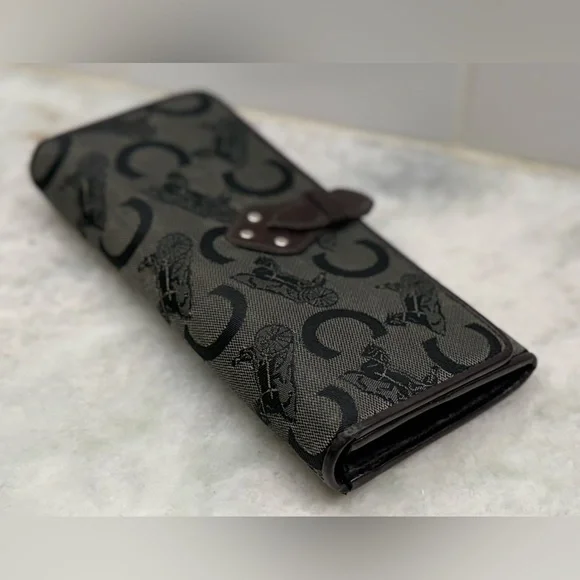 SOLD CELINE Vintage Macadam Logo Canvas/Patent Leather Long Flap Snap Wallet - Picture 4 of 16